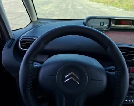 Черный Ситроен С3 Пикассо, объемом двигателя 1.4 л и пробегом 174 тыс. км за 4100 $, фото 11 на Automoto.ua