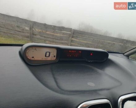Чорний Сітроен С3 Пікассо, об'ємом двигуна 1.6 л та пробігом 191 тис. км за 4800 $, фото 22 на Automoto.ua