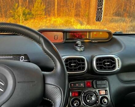 Чорний Сітроен С3 Пікассо, об'ємом двигуна 1.4 л та пробігом 219 тис. км за 5000 $, фото 22 на Automoto.ua