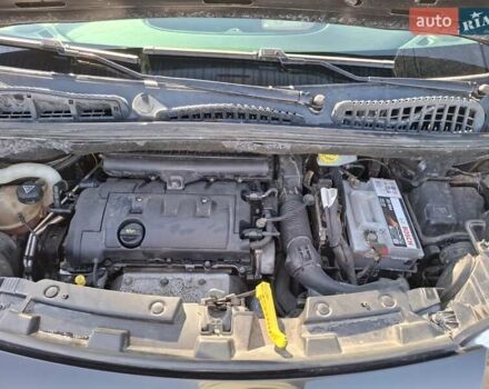 Черный Ситроен С3 Пикассо, объемом двигателя 1.4 л и пробегом 174 тыс. км за 4100 $, фото 2 на Automoto.ua