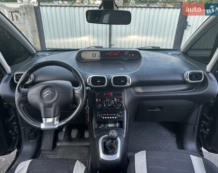 Черный Ситроен С3 Пикассо, объемом двигателя 1.6 л и пробегом 250 тыс. км за 10200 $, фото 16 на Automoto.ua