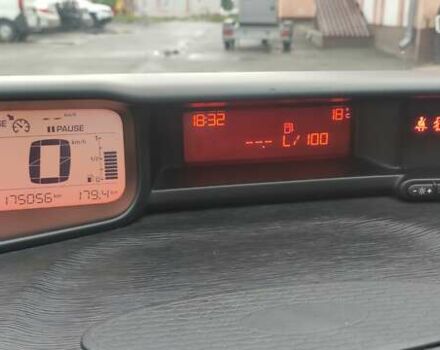 Черный Ситроен С3 Пикассо, объемом двигателя 1.4 л и пробегом 175 тыс. км за 5500 $, фото 1 на Automoto.ua