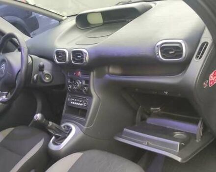 Черный Ситроен С3 Пикассо, объемом двигателя 1.4 л и пробегом 175 тыс. км за 5500 $, фото 34 на Automoto.ua