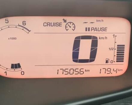 Черный Ситроен С3 Пикассо, объемом двигателя 1.4 л и пробегом 175 тыс. км за 5500 $, фото 2 на Automoto.ua