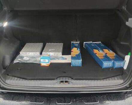 Черный Ситроен С3 Пикассо, объемом двигателя 1.4 л и пробегом 175 тыс. км за 5500 $, фото 24 на Automoto.ua