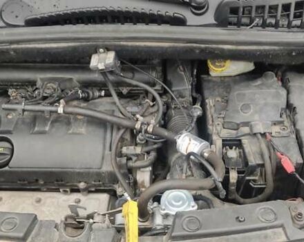 Черный Ситроен С3 Пикассо, объемом двигателя 1.4 л и пробегом 175 тыс. км за 5500 $, фото 45 на Automoto.ua