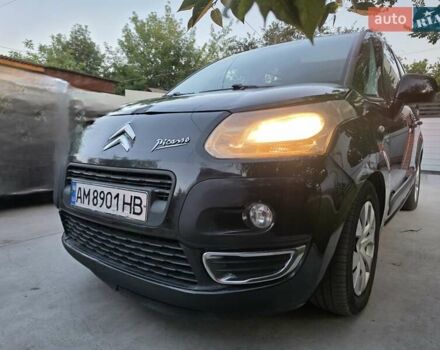 Чорний Сітроен С3 Пікассо, об'ємом двигуна 1.6 л та пробігом 300 тис. км за 3800 $, фото 1 на Automoto.ua