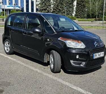 Сітроен С3 Пікассо 2011 у Рівному на Automoto.ua Чорний Сітроен С3 Пікассо, об'ємом двигуна 1.56 л та пробігом 251 тис. км за 5400 $, фото 1 на Automoto.ua