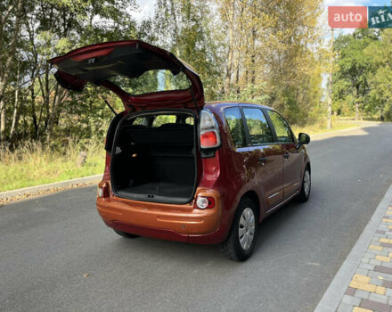 Червоний Сітроен С3 Пікассо, об'ємом двигуна 1.6 л та пробігом 244 тис. км за 4900 $, фото 16 на Automoto.ua