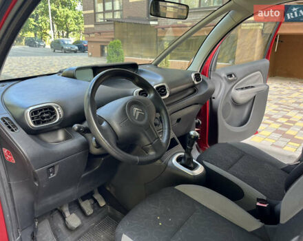 Червоний Сітроен С3 Пікассо, об'ємом двигуна 1.6 л та пробігом 244 тис. км за 4900 $, фото 21 на Automoto.ua