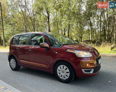 Червоний Сітроен С3 Пікассо, об'ємом двигуна 1.6 л та пробігом 244 тис. км за 4800 $, фото 3 на Automoto.ua