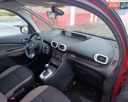 Красный Ситроен С3 Пикассо, объемом двигателя 1.6 л и пробегом 142 тыс. км за 6200 $, фото 5 на Automoto.ua