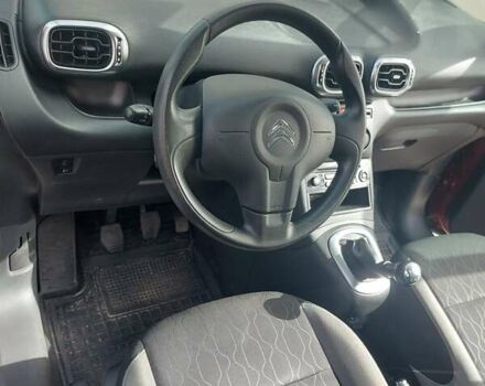 Красный Ситроен С3 Пикассо, объемом двигателя 1.4 л и пробегом 136 тыс. км за 6700 $, фото 1 на Automoto.ua