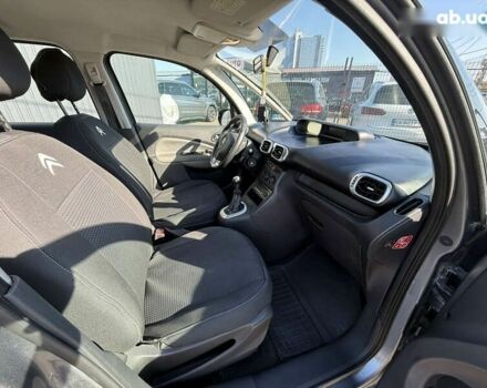 Ситроен С3 Пикассо, объемом двигателя 1.6 л и пробегом 200 тыс. км за 4990 $, фото 13 на Automoto.ua