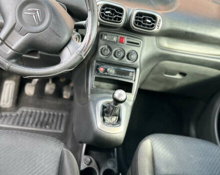 Сітроен С3 Пікассо, об'ємом двигуна 1.4 л та пробігом 153 тис. км за 5500 $, фото 13 на Automoto.ua