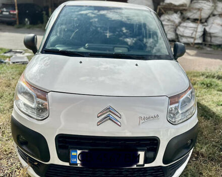 Сітроен С3 Пікассо, об'ємом двигуна 1.4 л та пробігом 153 тис. км за 5500 $, фото 2 на Automoto.ua