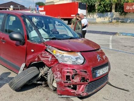 Ситроен С3 Пикассо 2012 в Днепре (Днепропетровске) на Automoto.ua Ситроен С3 Пикассо, объемом двигателя 1.4 л и пробегом 90 тыс. км за 2800 $, фото 1 на Automoto.ua