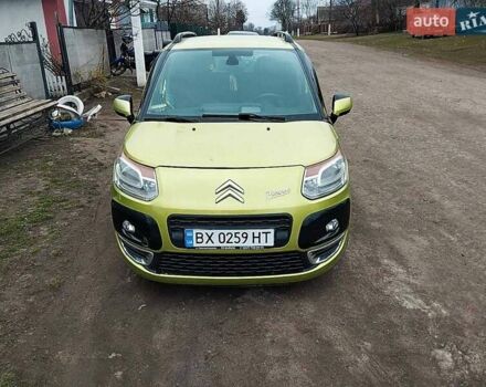 Желтый Ситроен С3 Пикассо, объемом двигателя 1.4 л и пробегом 209 тыс. км за 5300 $, фото 5 на Automoto.ua