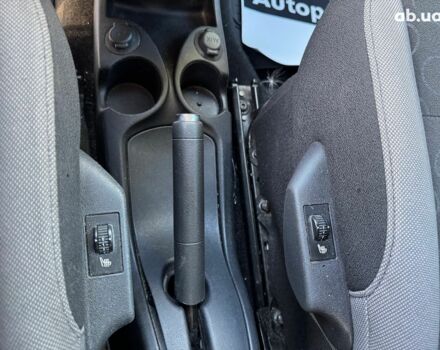 Серый Ситроен С3 Пикассо, объемом двигателя 1.6 л и пробегом 171 тыс. км за 5990 $, фото 24 на Automoto.ua