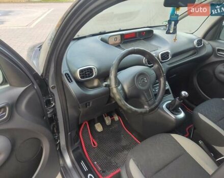Сітроен С3 Пікассо 2009 у Долине на Automoto.ua Сірий Сітроен С3 Пікассо, об'ємом двигуна 1.6 л та пробігом 200 тис. км за 5500 $, фото 9 на Automoto.ua