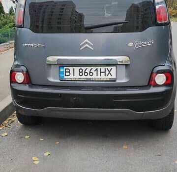 Сірий Сітроен С3 Пікассо, об'ємом двигуна 1.4 л та пробігом 159 тис. км за 5800 $, фото 2 на Automoto.ua