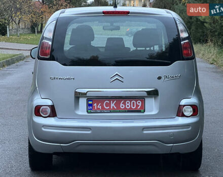 Серый Ситроен С3 Пикассо, объемом двигателя 0 л и пробегом 146 тыс. км за 4500 $, фото 4 на Automoto.ua