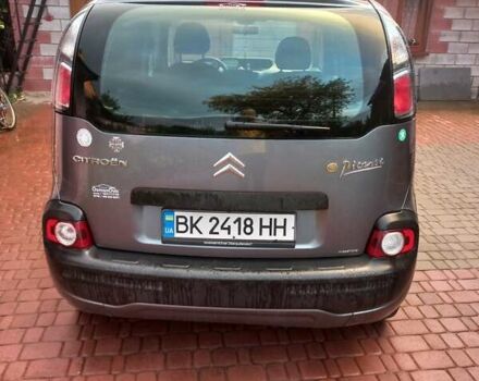 Серый Ситроен С3 Пикассо, объемом двигателя 1.4 л и пробегом 190 тыс. км за 3600 $, фото 5 на Automoto.ua