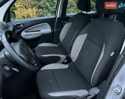 Серый Ситроен С3 Пикассо, объемом двигателя 0 л и пробегом 146 тыс. км за 4500 $, фото 11 на Automoto.ua