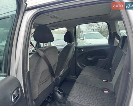 Серый Ситроен С3 Пикассо, объемом двигателя 1.6 л и пробегом 260 тыс. км за 4490 $, фото 18 на Automoto.ua