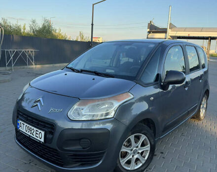 Серый Ситроен С3 Пикассо, объемом двигателя 1.4 л и пробегом 210 тыс. км за 5500 $, фото 1 на Automoto.ua