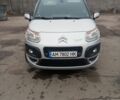 Серый Ситроен С3 Пикассо, объемом двигателя 1.56 л и пробегом 210 тыс. км за 5700 $, фото 1 на Automoto.ua