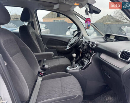 Серый Ситроен С3 Пикассо, объемом двигателя 1.6 л и пробегом 260 тыс. км за 4490 $, фото 23 на Automoto.ua