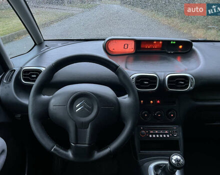 Серый Ситроен С3 Пикассо, объемом двигателя 0 л и пробегом 146 тыс. км за 4500 $, фото 21 на Automoto.ua