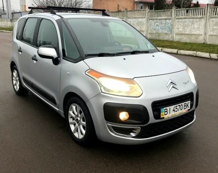 Серый Ситроен С3 Пикассо, объемом двигателя 1.4 л и пробегом 180 тыс. км за 4950 $, фото 4 на Automoto.ua