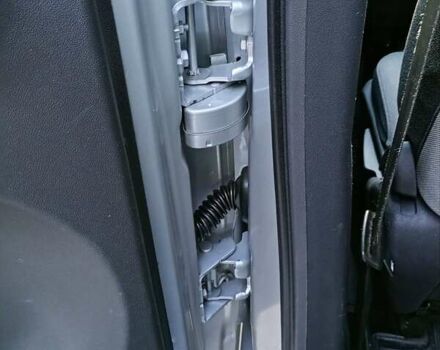 Серый Ситроен С3 Пикассо, объемом двигателя 1.56 л и пробегом 182 тыс. км за 6900 $, фото 17 на Automoto.ua