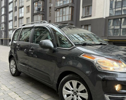 Серый Ситроен С3 Пикассо, объемом двигателя 1.6 л и пробегом 101 тыс. км за 6600 $, фото 1 на Automoto.ua