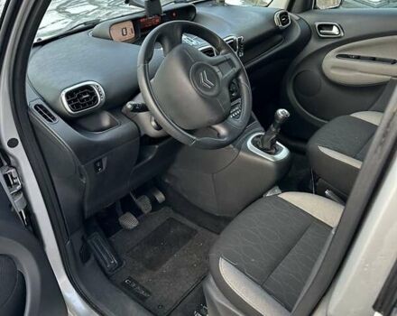 Сірий Сітроен С3 Пікассо, об'ємом двигуна 1.56 л та пробігом 90 тис. км за 4200 $, фото 6 на Automoto.ua