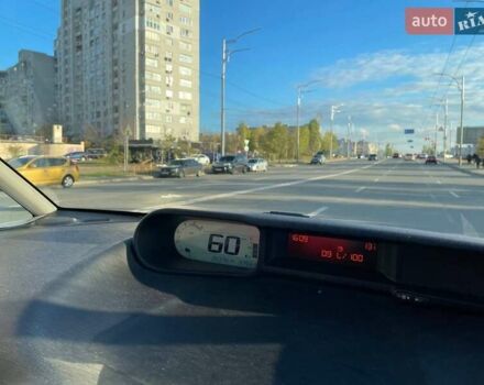 Серый Ситроен С3 Пикассо, объемом двигателя 1.56 л и пробегом 103 тыс. км за 7777 $, фото 8 на Automoto.ua