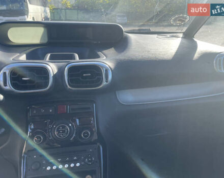 Ситроен С3 Пикассо 2016 в Умани на Automoto.ua Серый Ситроен С3 Пикассо, объемом двигателя 1.6 л и пробегом 120 тыс. км за 8500 $, фото 2 на Automoto.ua