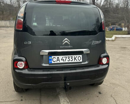 Серый Ситроен С3 Пикассо, объемом двигателя 1.56 л и пробегом 161 тыс. км за 7900 $, фото 4 на Automoto.ua
