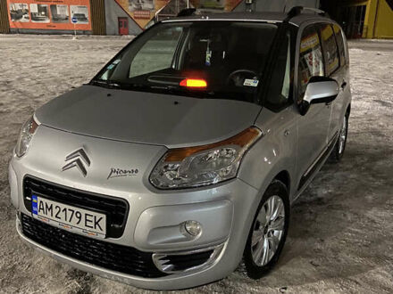 Ситроен С3 Пикассо 2010 в Житомире на Automoto.ua Серый Ситроен С3 Пикассо, объемом двигателя 1.6 л и пробегом 151 тыс. км за 6800 $, фото 1 на Automoto.ua