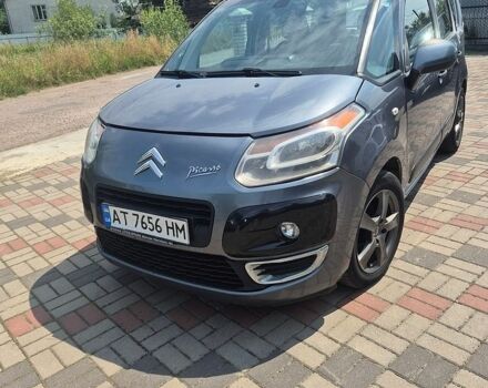 Серый Ситроен С3 Пикассо, объемом двигателя 1.56 л и пробегом 270 тыс. км за 5500 $, фото 1 на Automoto.ua