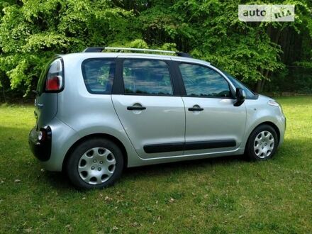 Сітроен С3 Пікассо 2011 у Львові на Automoto.ua Сірий Сітроен С3 Пікассо, об'ємом двигуна 1.4 л та пробігом 176 тис. км за 6650 $, фото 1 на Automoto.ua