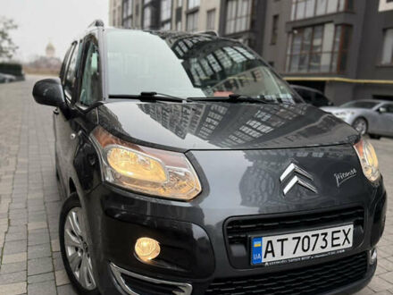 Серый Ситроен С3 Пикассо, объемом двигателя 1.6 л и пробегом 101 тыс. км за 6600 $, фото 1 на Automoto.ua