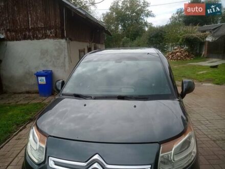 Серый Ситроен С3 Пикассо, объемом двигателя 1.56 л и пробегом 220 тыс. км за 7600 $, фото 1 на Automoto.ua