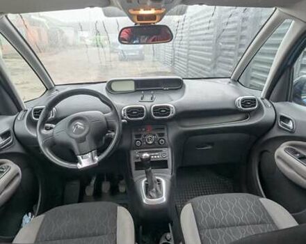 Синий Ситроен С3 Пикассо, объемом двигателя 1.56 л и пробегом 121 тыс. км за 8800 $, фото 2 на Automoto.ua