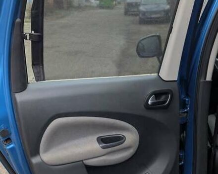 Синий Ситроен С3 Пикассо, объемом двигателя 1.56 л и пробегом 121 тыс. км за 8800 $, фото 6 на Automoto.ua