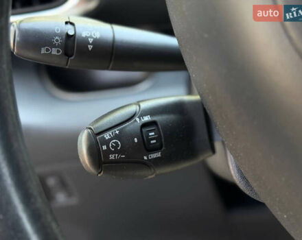 Синий Ситроен С3 Пикассо, объемом двигателя 1.56 л и пробегом 227 тыс. км за 6900 $, фото 21 на Automoto.ua