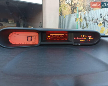 Синий Ситроен С3 Пикассо, объемом двигателя 1.56 л и пробегом 184 тыс. км за 7000 $, фото 6 на Automoto.ua