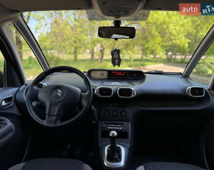 Синий Ситроен С3 Пикассо, объемом двигателя 1.56 л и пробегом 227 тыс. км за 6900 $, фото 15 на Automoto.ua